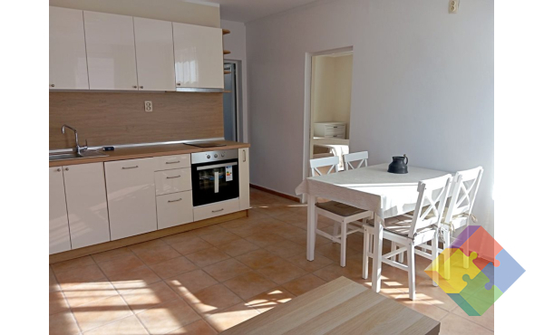 ПЪРВИ НАЕМАТЕЛИ!